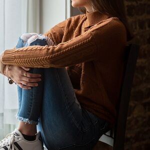 Cozy Brown Cable Knit Sweater Maurice’s XS